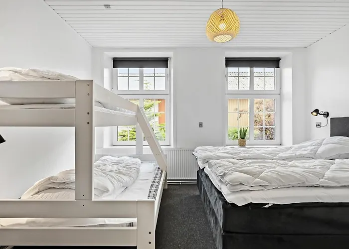 Feriehus Amazing In With Kitchen Skærbæk