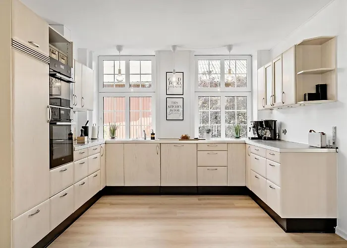 Amazing In With Kitchen Skærbæk
